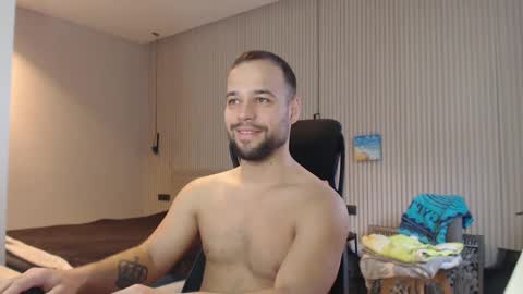 DeAlex online show from December 23, 10:10 am