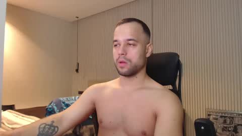 DeAlex online show from December 8, 9:46 am