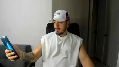 santiduque11 online show from September 26, 10:51 pm