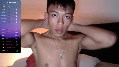 santi online show from December 23, 6:33 am