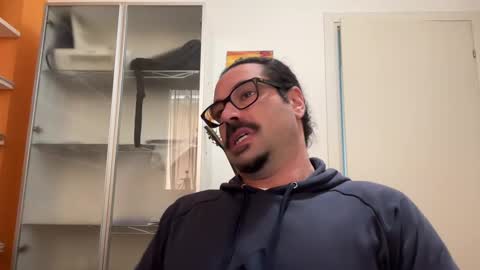 santopelo online show from March 3, 9:29 am