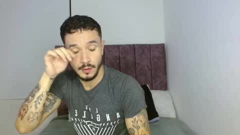 Santy Torres online show from February 11, 3:55 am