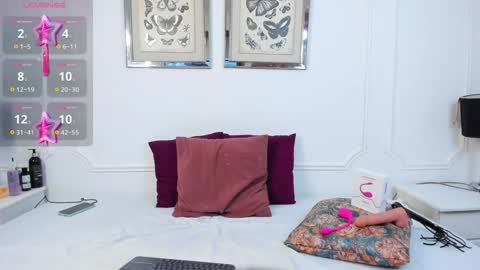 Santiago Carrington online show from January 8, 9:34 pm