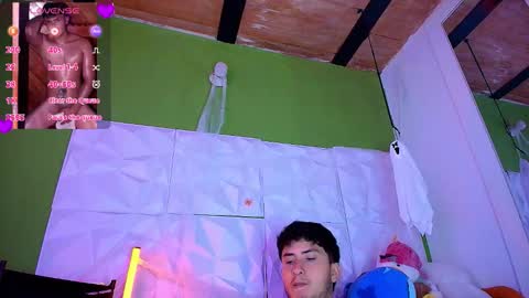 Santyago online show from October 31, 8:45 pm