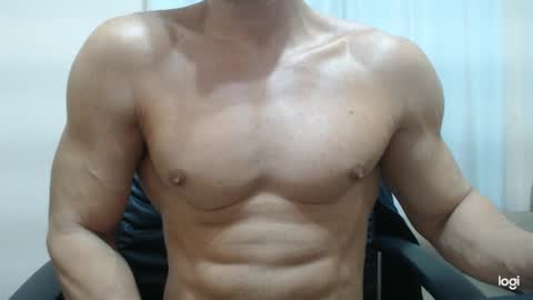 saradorj92 online show from February 2, 9:34 pm