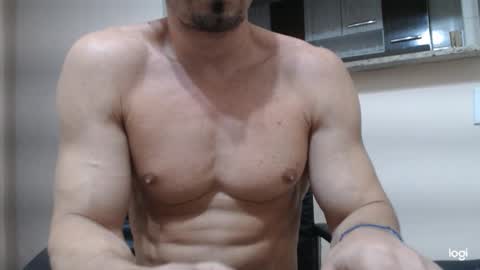 saradorj92 online show from December 5, 11:18 pm