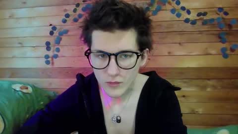 sasha_bb21 online show from February 17, 10:03 am