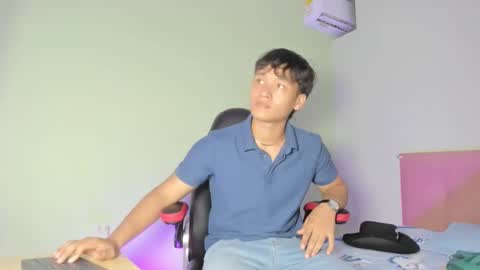 Evans Williams online show from March 9, 7:15 pm