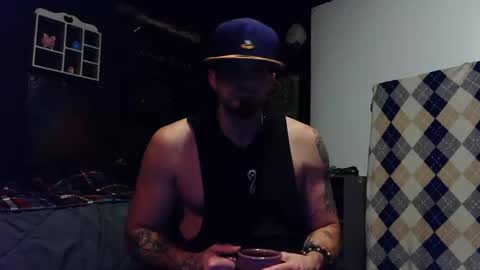 Snapshot of schecter7x chatting on October 6, 5:12 am Schecter7x online show from October 6, 5:12 am