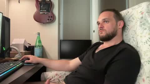 Charlie online show from August 8, 6:42 am
