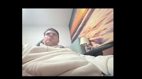 schosch01 online show from November 12, 8:47 pm