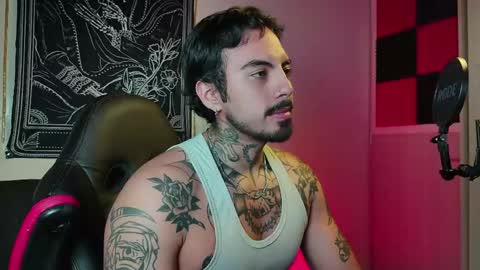 Alejandro help me to reach 200 thumps up online show from June 5, 3:44 am