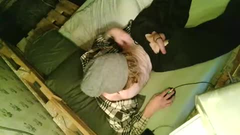 scratt67 online show from December 15, 11:24 pm