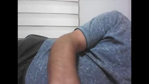 Snapshot of screw2 chatting on October 3, 7:08 pm Evren online show from October 3, 7:08 pm