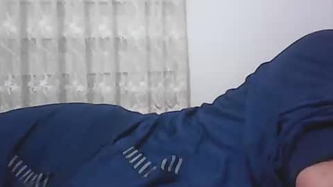 Snapshot of screw2 chatting on January 7, 5:42 pm Evren online show from January 7, 5:42 pm