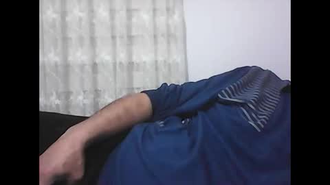 Snapshot of screw2 chatting on February 7, 9:15 pm Evren online show from February 7, 9:15 pm