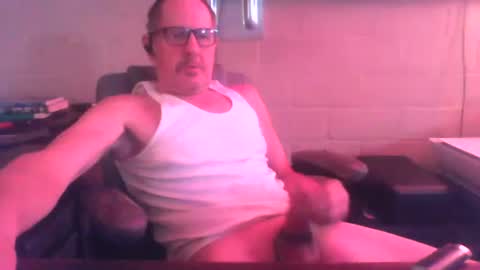 eating pussy  sucking dick online show from May 3, 3:48 pm