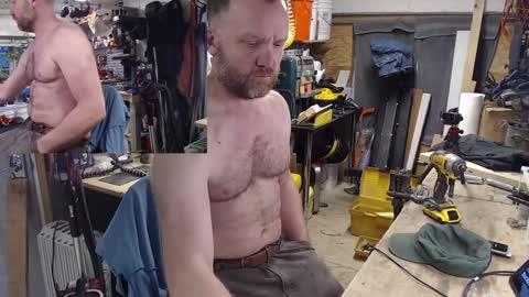 Seattlemanwhore online show from January 28, 4:30 pm