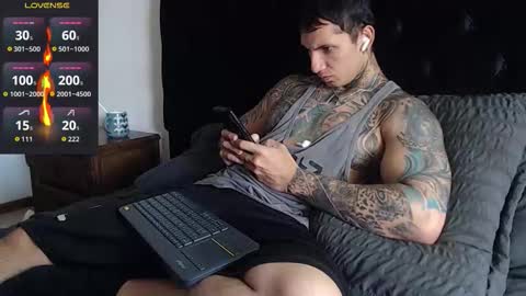 Sebastian online show from January 18, 7:16 pm