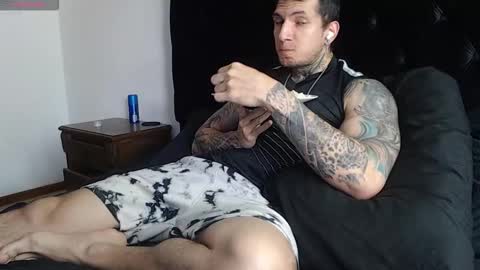 Sebastian online show from February 1, 7:01 pm