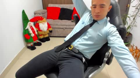 juan  sebastian online show from December 30, 12:31 pm