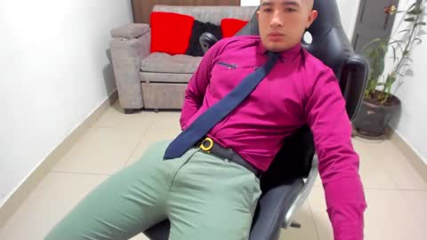 juan  sebastian online show from January 22, 12:06 pm