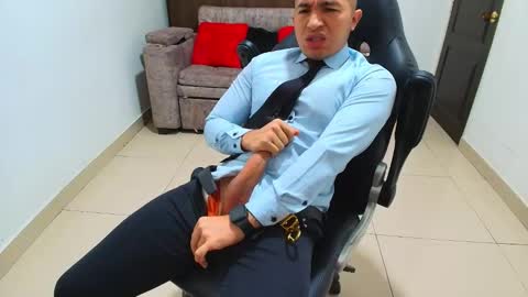 juan  sebastian online show from February 12, 1:37 pm