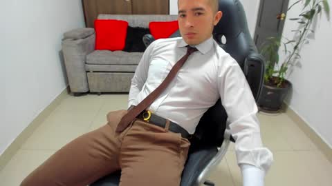 juan  sebastian online show from January 15, 3:50 pm