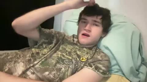 sebastianking1234 online show from October 19, 8:45 pm