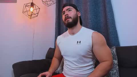 Instagram jeanpaulfit  online show from March 21, 11:09 pm