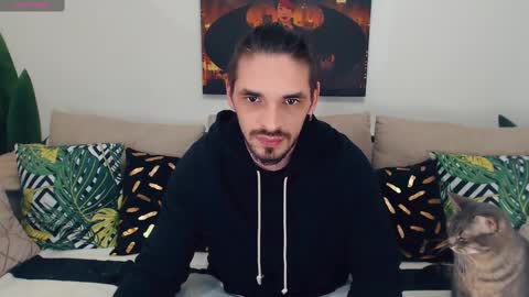 Snapshot of secret_sir chatting on February 26, 12:05 am Dean Carter online show from February 26, 12:05 am