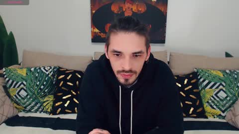 Snapshot of secret_sir chatting on February 25, 1:09 am Dean Carter online show from February 25, 1:09 am