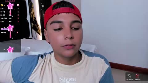 Snapshot of seductivo_jr chatting on March 9, 12:31 am seductivo online show from March 9, 12:31 am