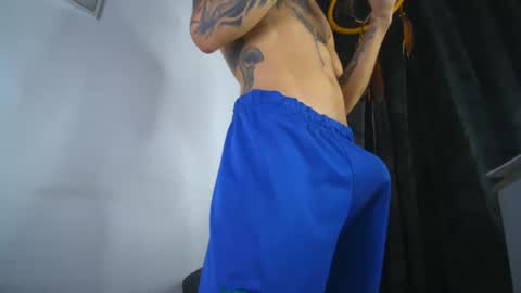 sem_alas online show from October 1, 1:42 am