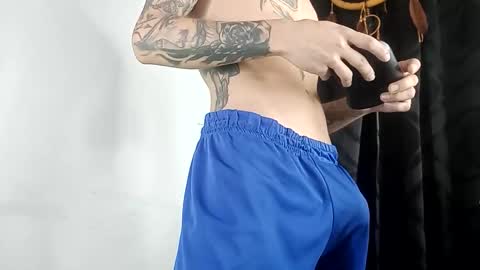 sem_alas online show from October 16, 1:35 am