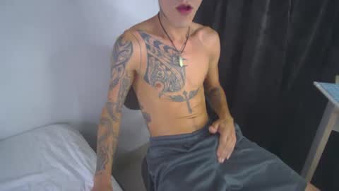 sem_alas online show from December 23, 11:28 pm