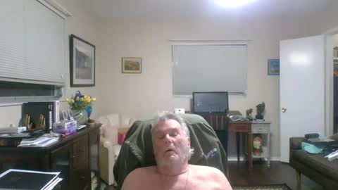 sensualsteve106 online show from January 18, 12:50 am