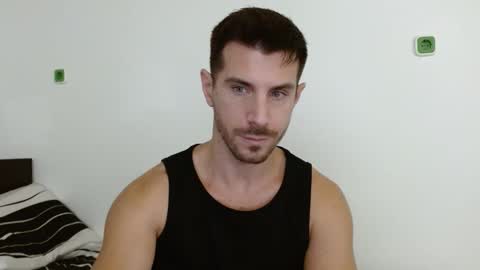 serafino94 online show from December 19, 9:07 am