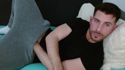 serafino94 online show from January 19, 1:19 am