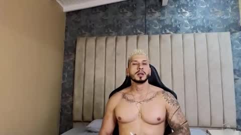 HEY IM SETH online show from February 25, 9:02 pm