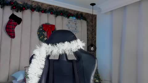 HEY IM SETH online show from December 12, 11:03 pm