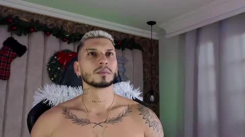 HEY IM SETH online show from December 31, 2:58 pm