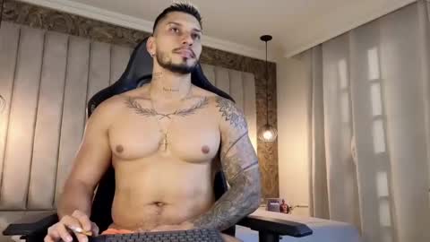 HEY IM SETH online show from February 7, 8:53 pm