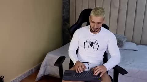 HEY IM SETH online show from February 24, 7:08 pm