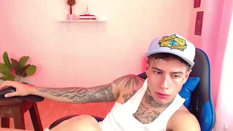 Thomas online show from October 21, 3:59 pm