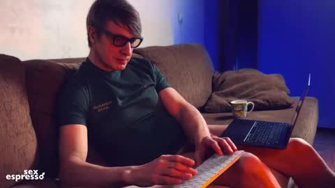 Thank you for Birthday Wishes  online show from February 8, 6:01 pm