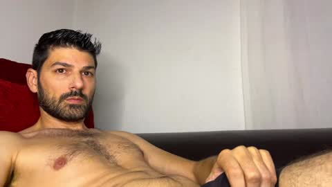Snapshot of sexfriendch chatting on January 9, 2:22 am Lucenzo online show from January 9, 2:22 am