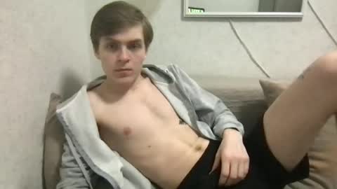  Oliver  Pvt is open  online show from April 22, 5:18 pm