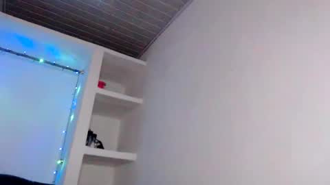 STIIV G online show from April 2, 10:39 pm