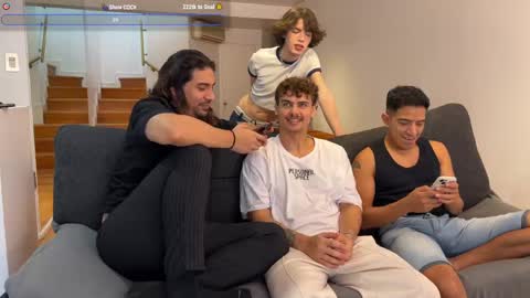 Andrea and Anna online show from April 15, 8:53 pm